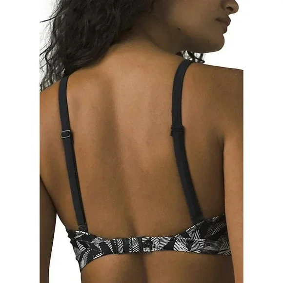 PrAna Marina Top (D-Cup) & Chambra Bottoms, black springtime - Picture 11 of 15